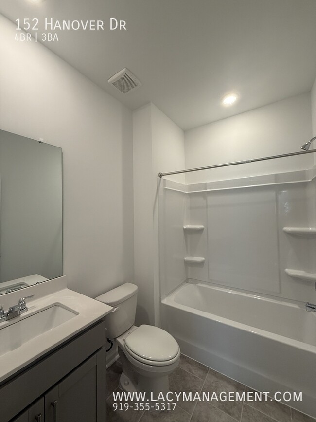 Building Photo - 152 Hanover Dr