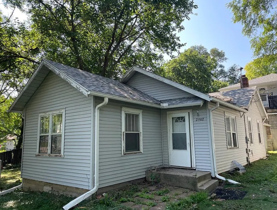 Building Photo - 2902 Peters Ave