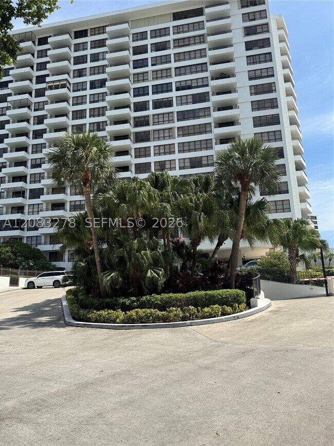 Building Photo - 600 Three Islands Boulevard