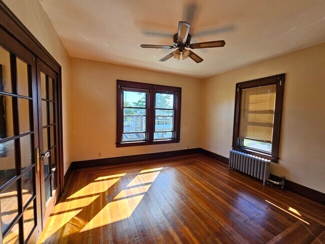 Building Photo - 30 Bemis St