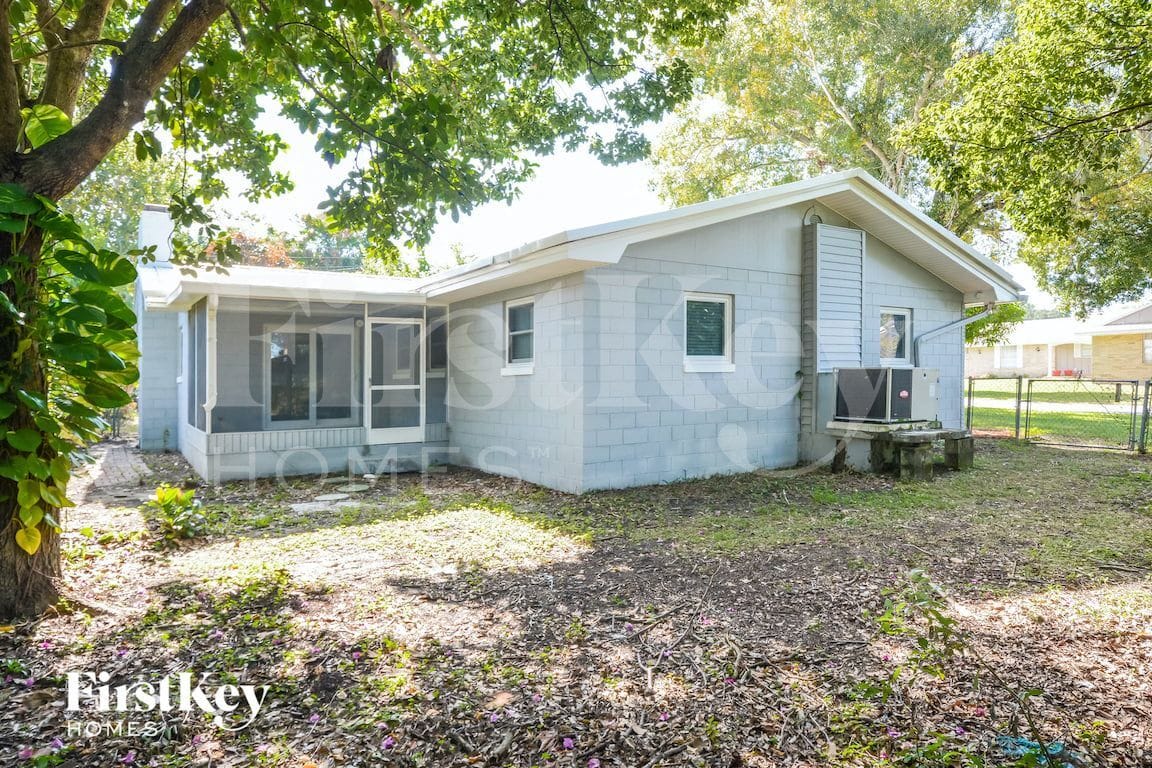 Building Photo - 4936 Bobbie Ave