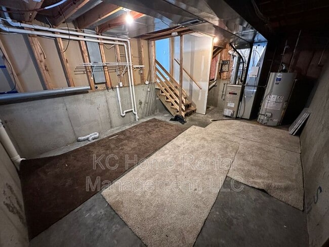 Building Photo - 18800 W 164th St