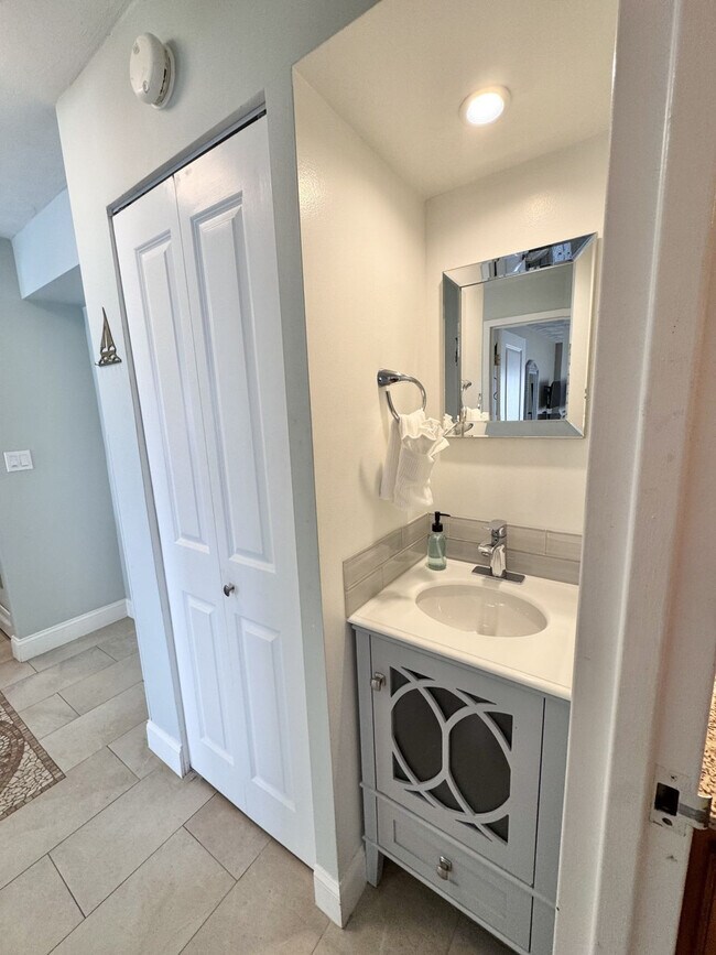 Building Photo - 303 Atlantic Ave