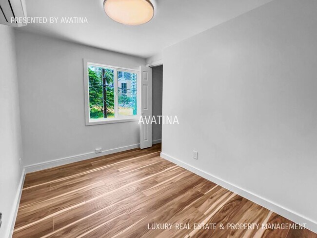 Building Photo - 244 Kapili St-