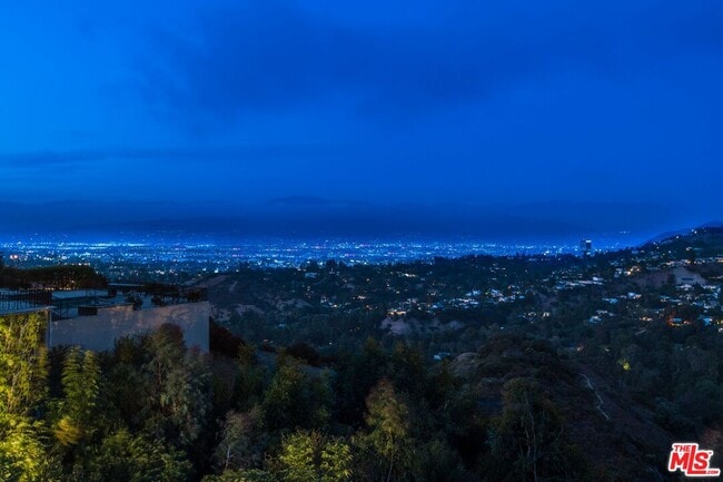 Building Photo - 11955 Pinnacle Pl