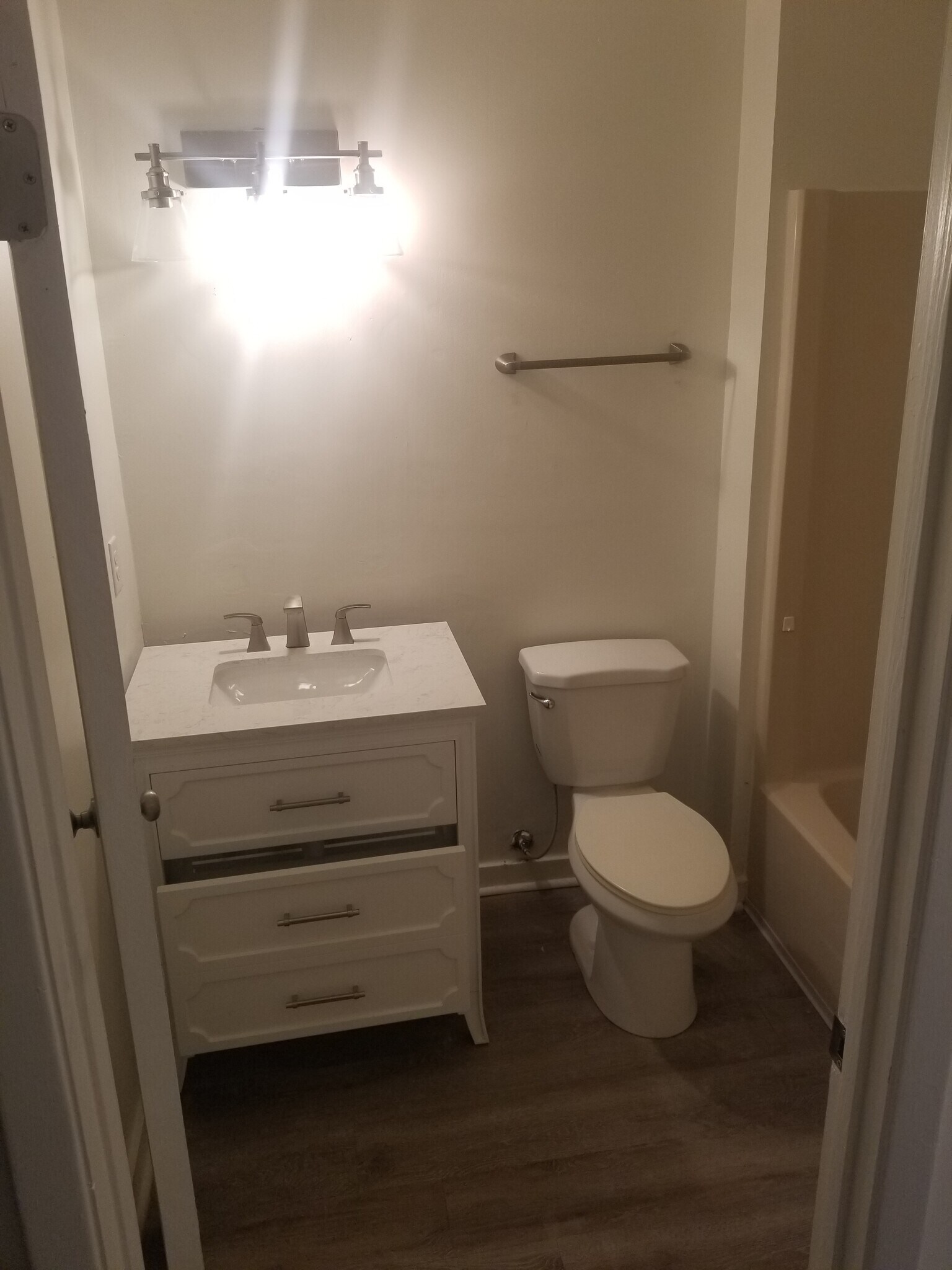 Building Photo - 203 bent creek circle south