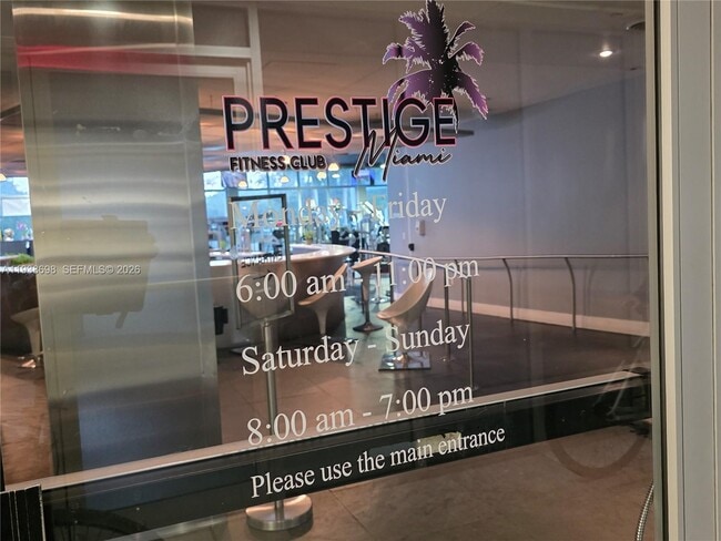 Building Photo - 1000 West Ave