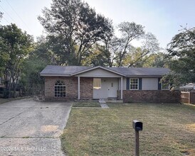 Building Photo - 8678 Yorktown Dr