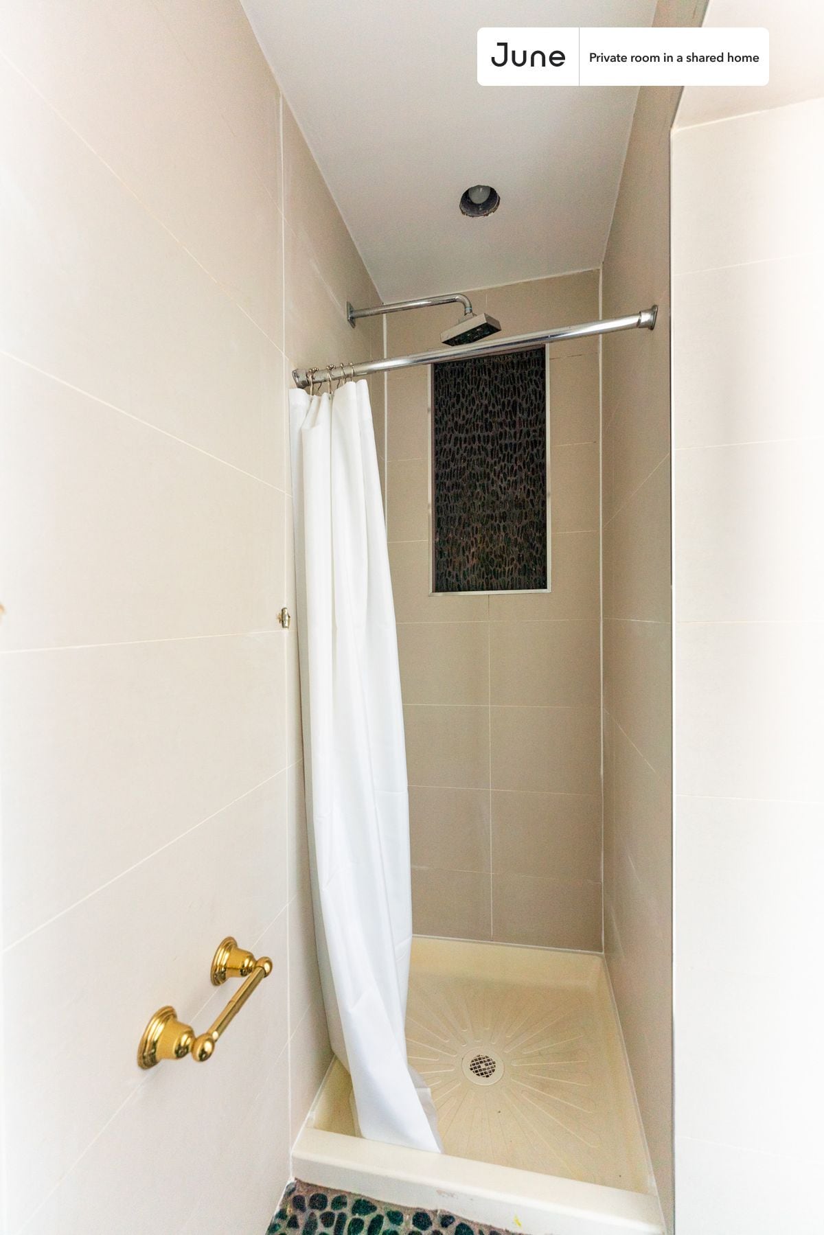 Building Photo - Room in Shared 4 bed/2 bath home in Crown Heights