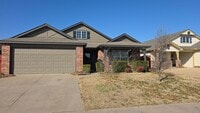 Building Photo - Clean 3 bed 2 bath  - Owasso schools