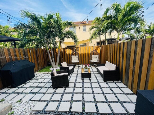 Building Photo - 11415 SW 250th St