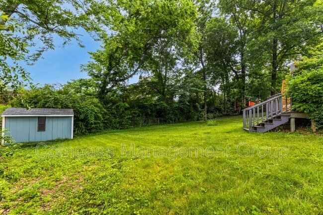 Building Photo - 1125 Timbergrove Dr