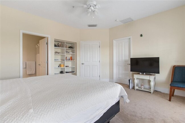 Building Photo - 300 State St E