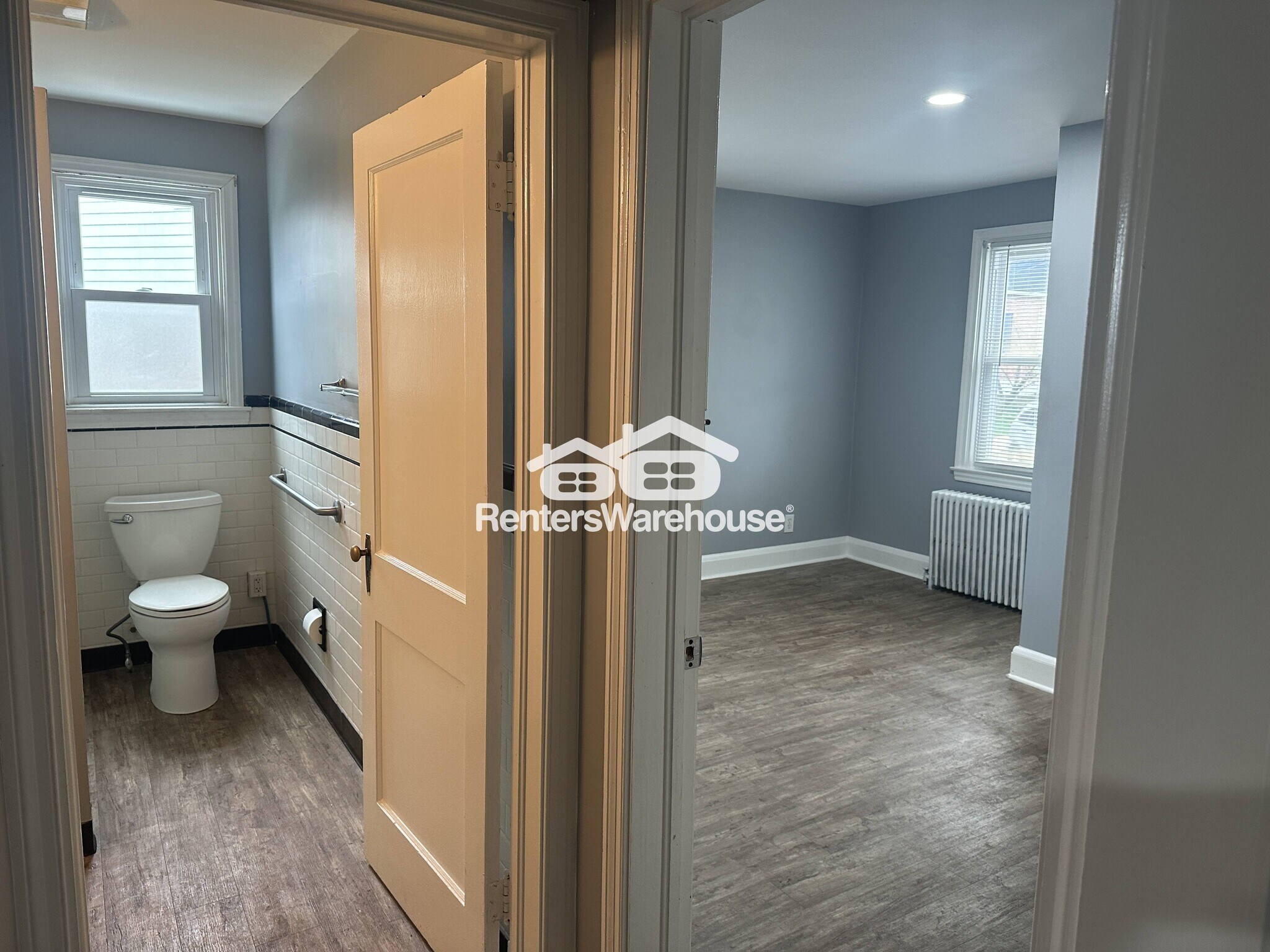 Building Photo - 3026 Lavender Ave