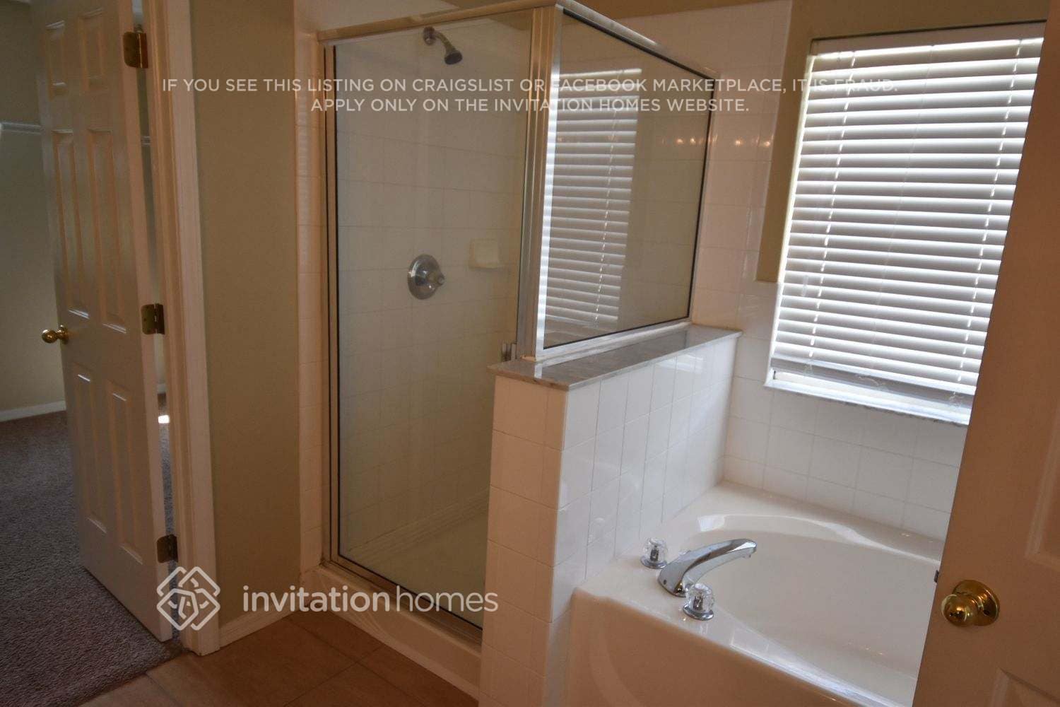 Building Photo - 11056 Golden Silence Dr