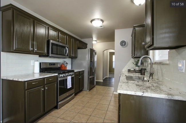 Building Photo - Great Broken Arrow Home, 3 bed 2 bath