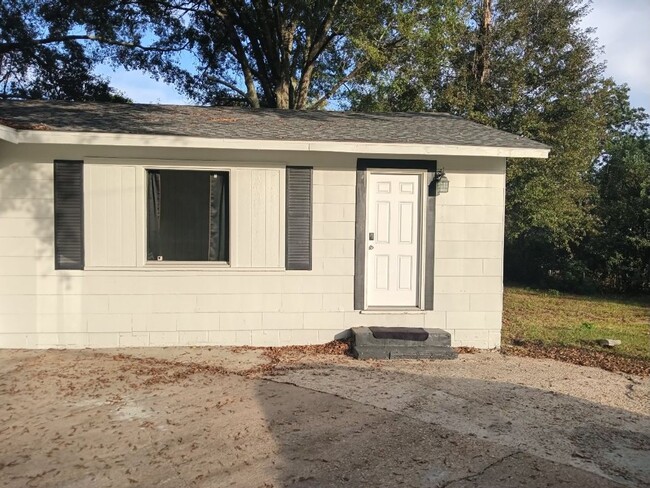 Primary Photo - 1BR/1BA Unit Available in Dothan, AL