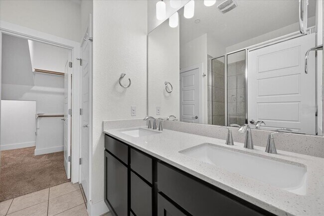 Building Photo - 11308 Gadsen Ln