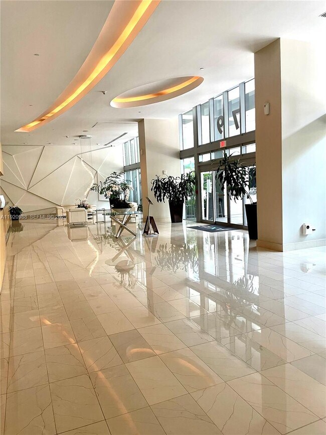 Building Photo - 79 SW 12th St