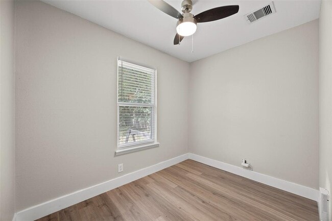Building Photo - 5206 Emerald Forest Dr