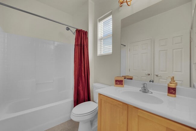 Building Photo - 875 Chaste Ct