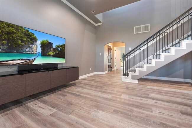 Building Photo - 25135 Andris Ln