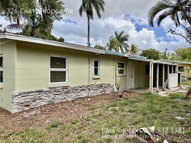 Building Photo - 326 Chattanooga Dr