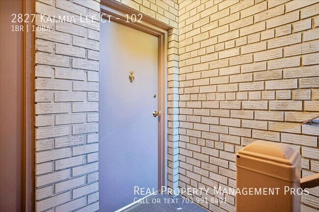 Building Photo - 2827 Kalmia Lee Ct