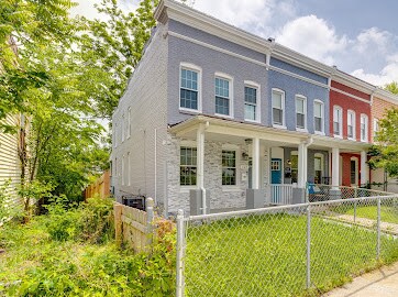 Building Photo - 147 S Morley St