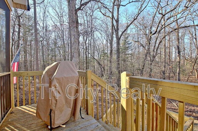 Building Photo - 175 Ridgeway Ct