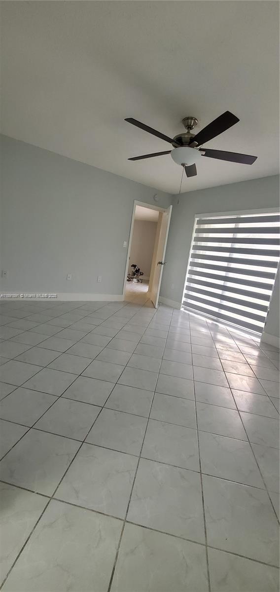 Building Photo - 9656 SW 138th Ave
