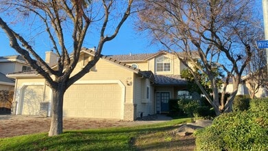 Building Photo - Charming Home in Turlock's Alpine Estates - $500 OFF FIRST MONTH RENT MOVE IN SPECIAL