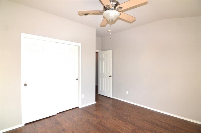 Building Photo - 2626 Pearson Way