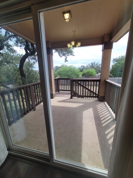 Back yard - 2502 Villa Rufina