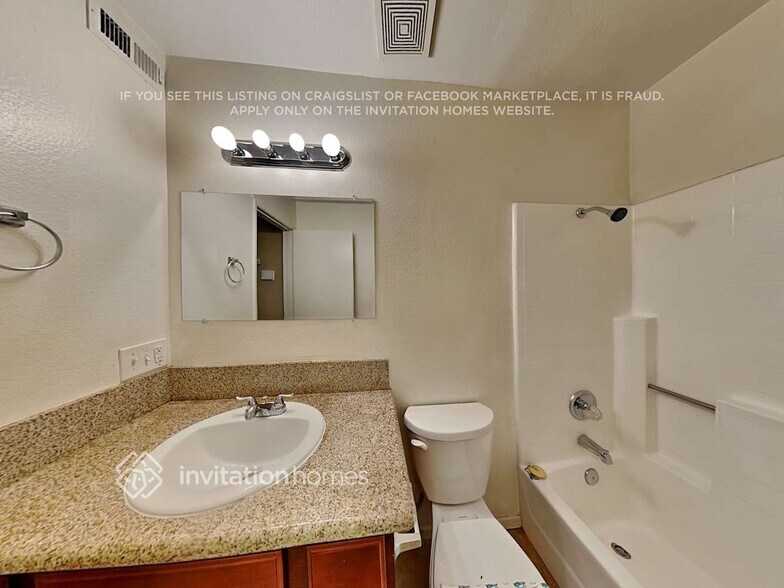 Building Photo - 7886 Pinyon Ave