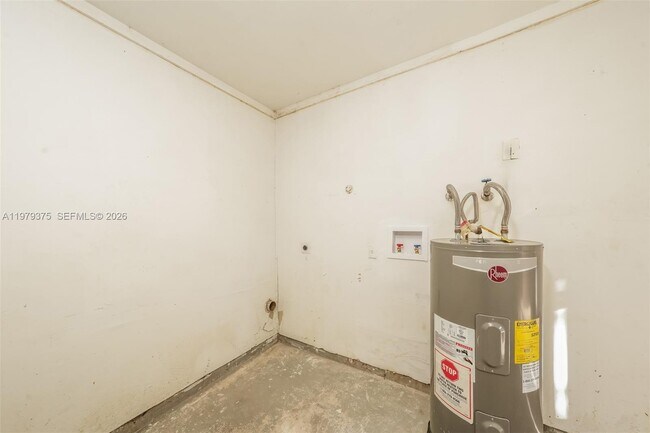 Building Photo - 5227 Adams Rd