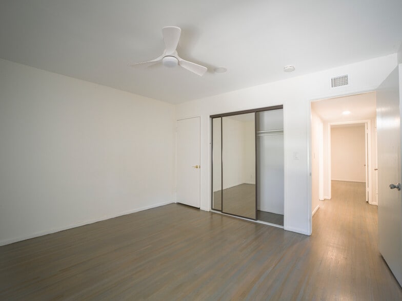 Building Photo - 505 Via del Monte