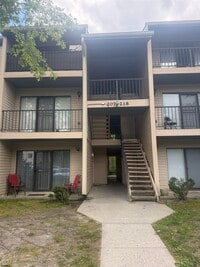 Building Photo - 217 Colonial Ct