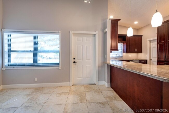 Building Photo - 325 NW 65th Terrace