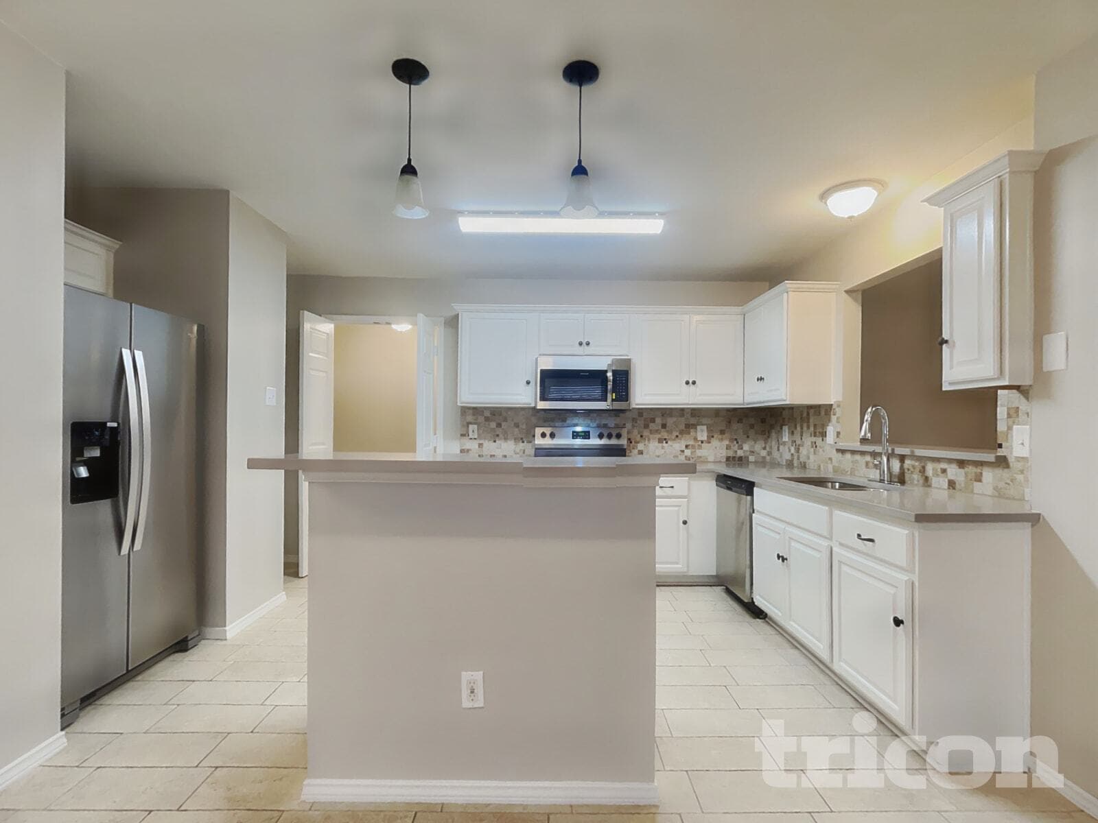 Building Photo - 513 Valley View Dr