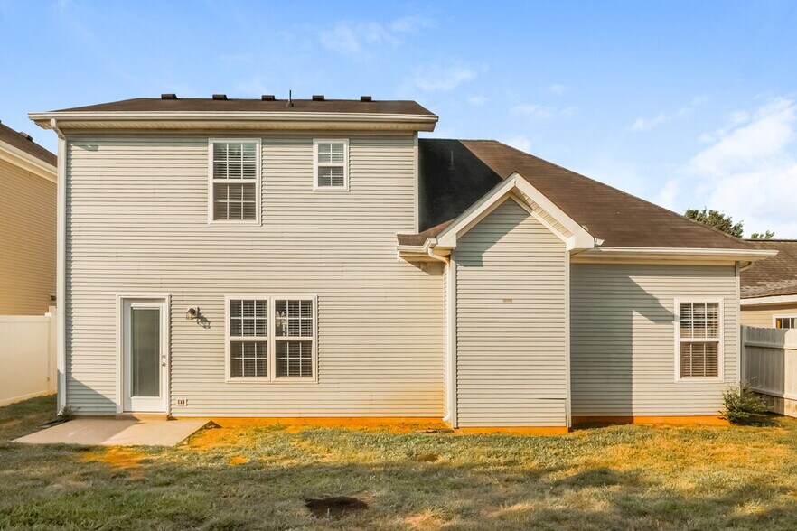 Building Photo - 5066 Cornelius Dr