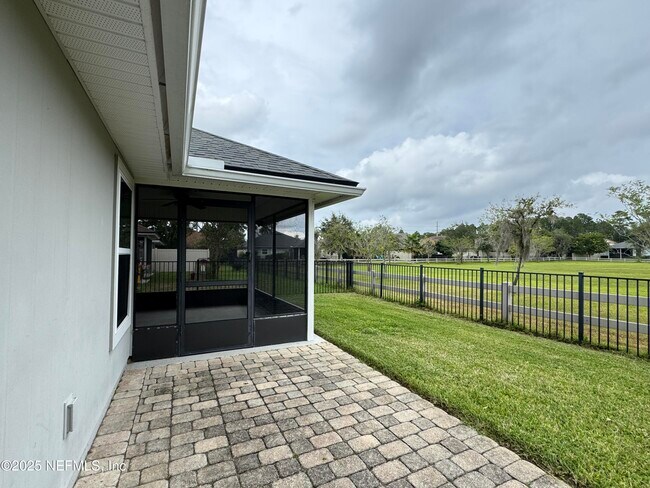 Building Photo - 94267 Woodbrier Cir