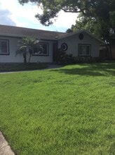 Building Photo - 1401 Silverstone Ave