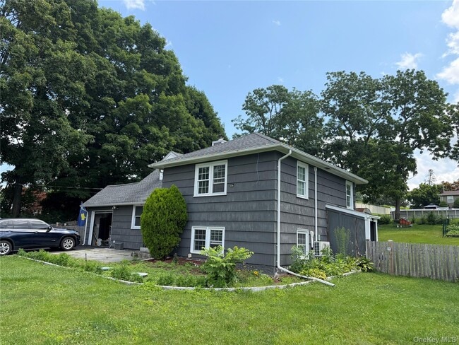 Building Photo - 3426 Gomer St