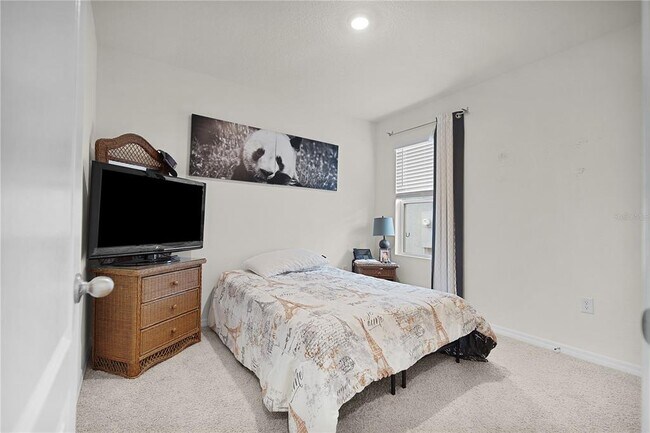 Building Photo - 1749 Southfork Dr