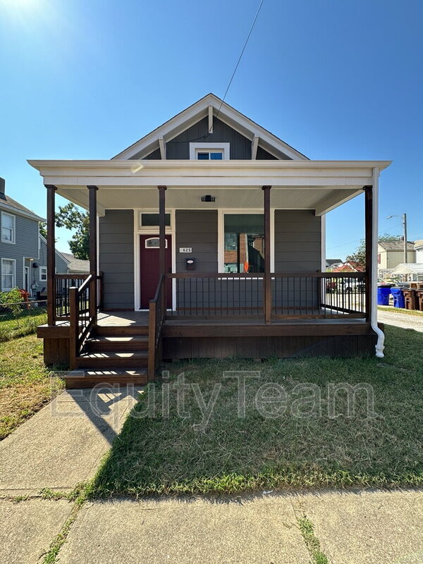 Primary Photo - 625 Symmes Ave
