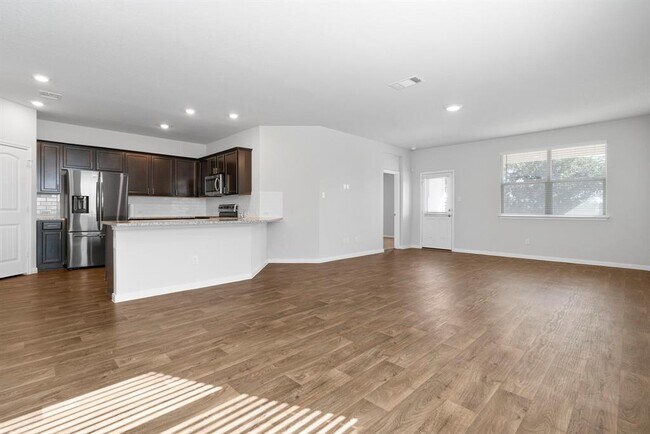 Building Photo - 113 Antrim Cove