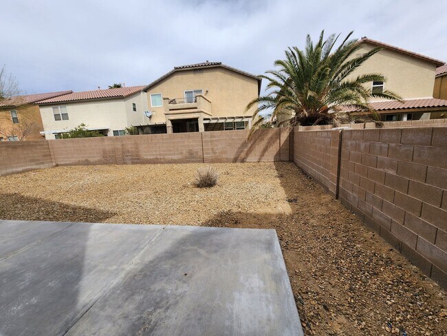 Building Photo - Spacious 4 bedroom home in North Las Vegas