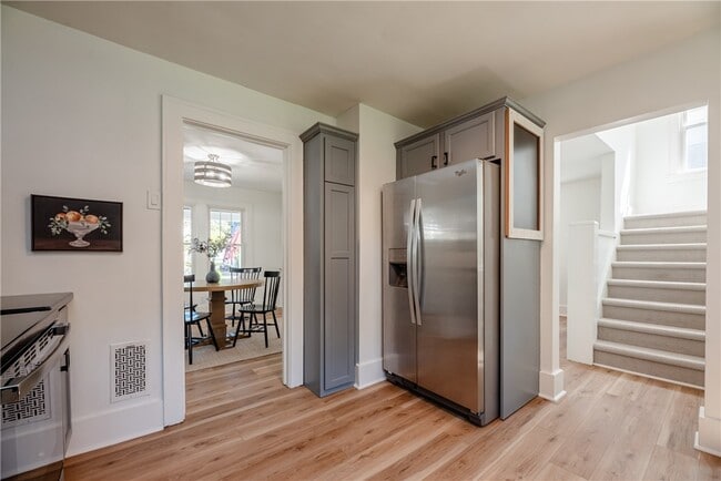 Building Photo - 116 W Spruce St