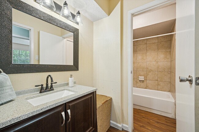 Building Photo - 5709 Cripple Brook Ct